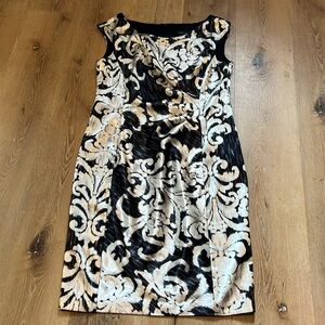 Connected Apparel | Size 12 Black and Cream